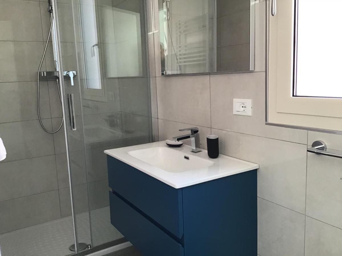 Casa Luigia Rooms Mtb In Finalborgo Bike Room Tour Ebike Trekking Finale Ligure Exterior foto
