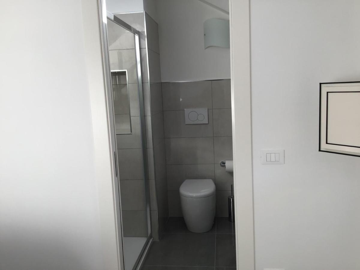 Casa Luigia Rooms Mtb In Finalborgo Bike Room Tour Ebike Trekking Finale Ligure Exterior foto