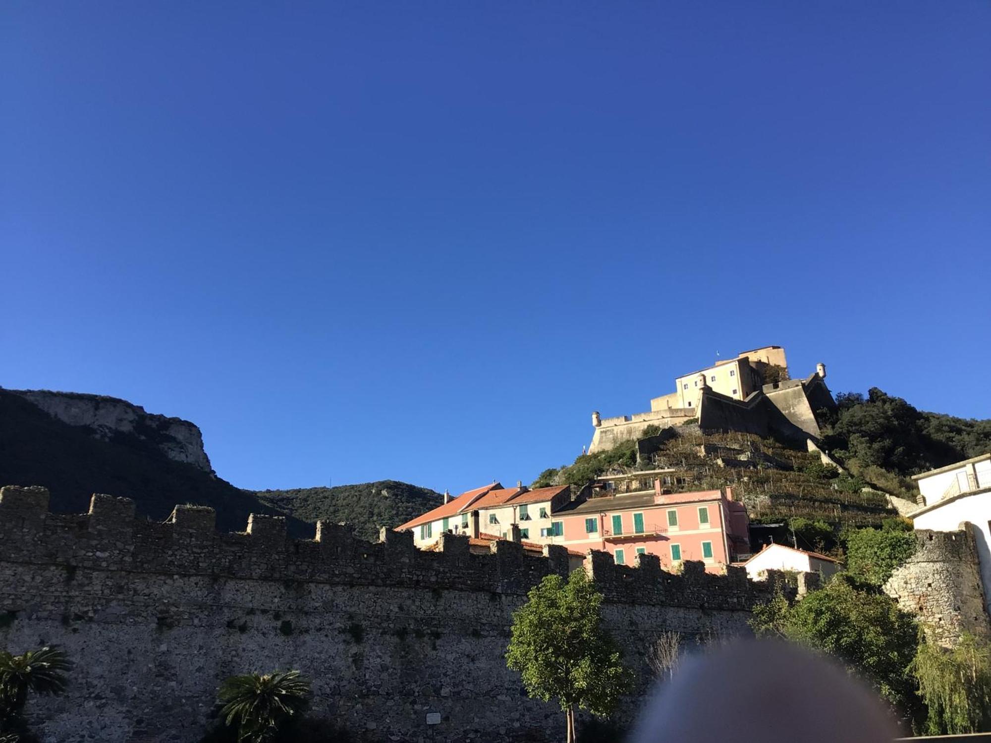 Casa Luigia Rooms Mtb In Finalborgo Bike Room Tour Ebike Trekking Finale Ligure Exterior foto
