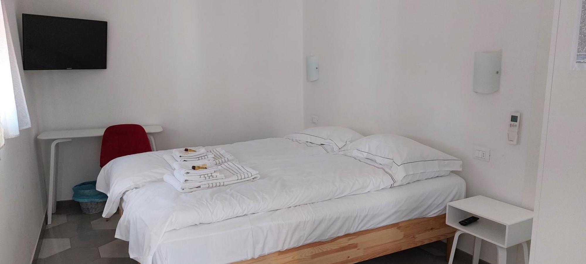 Casa Luigia Rooms Mtb In Finalborgo Bike Room Tour Ebike Trekking Finale Ligure Exterior foto